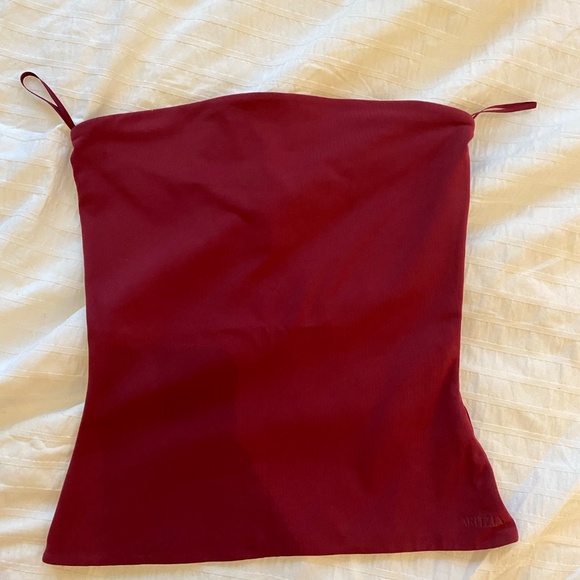 ARITZIA GoodLux Ambrose Halter - Picture 3 of 3